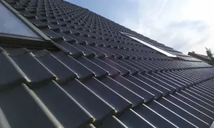 Jak skutecznie zaimpregnować dachówkę ceramiczną - poradnik