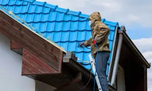Ile za położenie dachówki? Poznaj aktualne ceny i czynniki