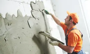 Jaka grubość tynku maszynowego? Optymalne wymiary i porady
