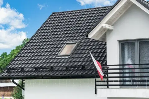 Jak ocieplić stary dach z dachówki: Skuteczne metody i materiały