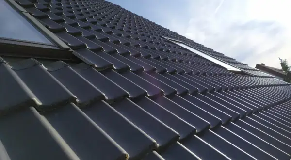 Jak skutecznie zaimpregnować dachówkę ceramiczną - poradnik