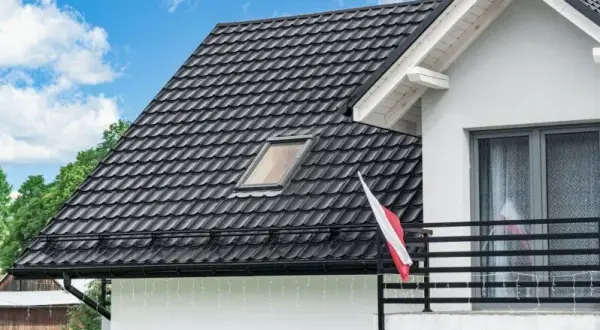 Jak ocieplić stary dach z dachówki: Skuteczne metody i materiały