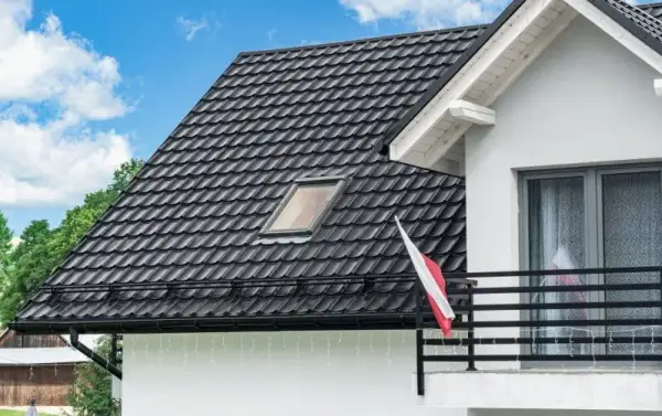 Jak ocieplić stary dach z dachówki: Skuteczne metody i materiały